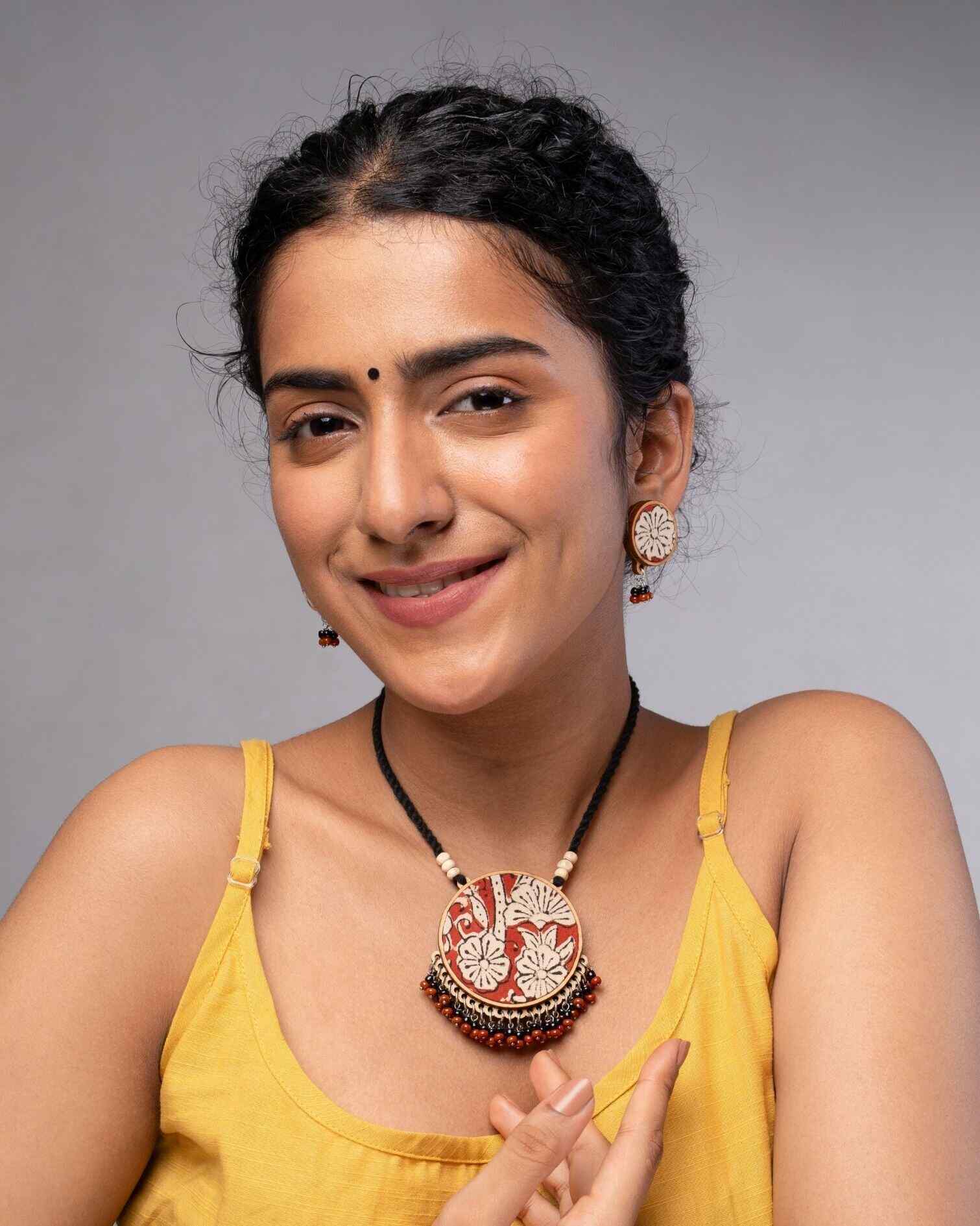 WHE Multicolor Floral Kalamkari Repurposed Fabric and Wood Round Studs