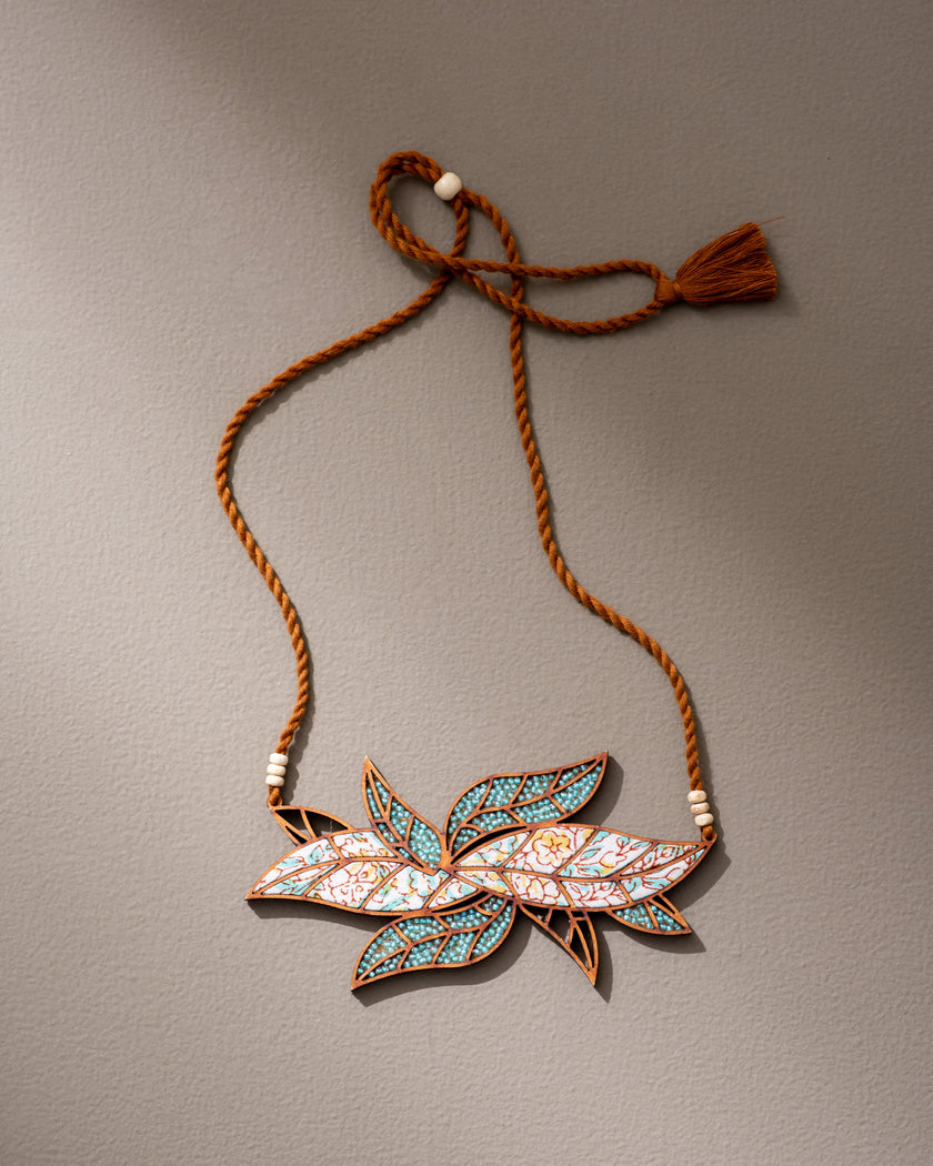 WHE Turquoise White Bloom Leaf Motif Repurposed Fabric and Wood Necklace