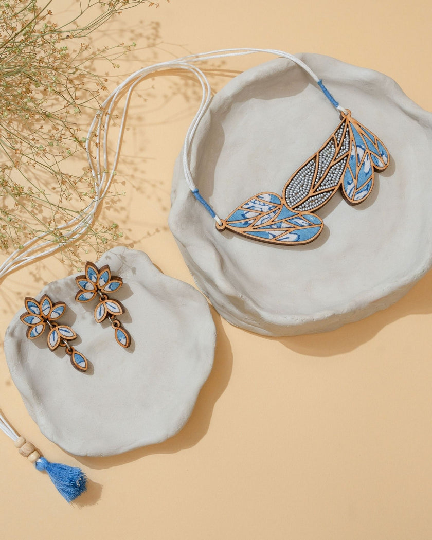WHE Blue Bloom Leaf Motif Repurposed Fabric and Wood Necklace