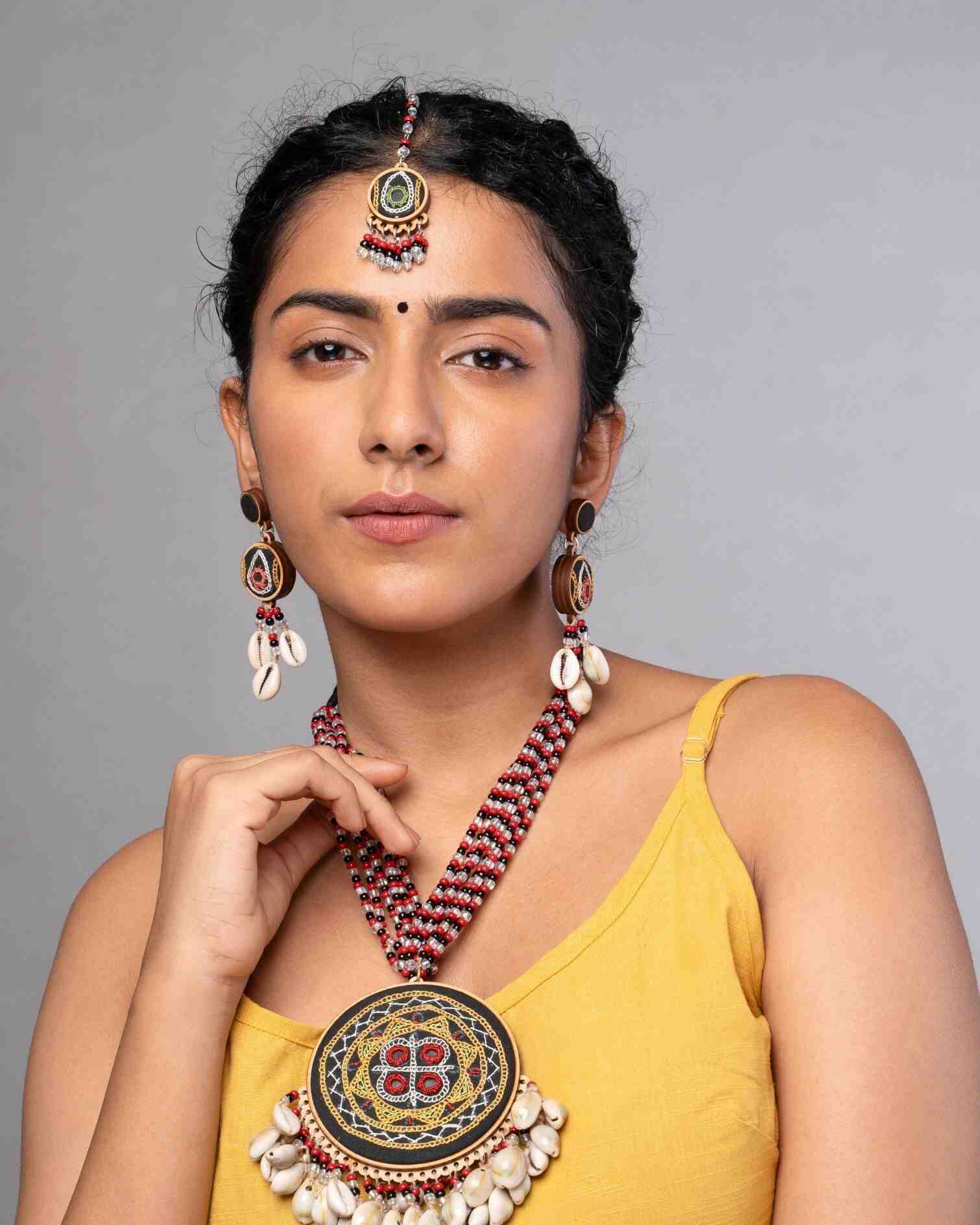 WHE Hand Embroidered Multicolor Maang Tika